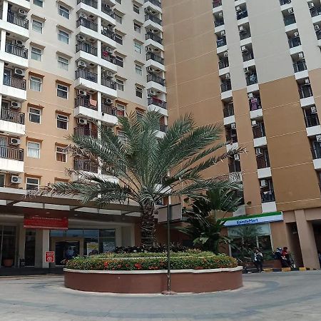 Sopian Apartemen Depok Exteriér fotografie